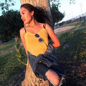 Meet your Posher, Eva